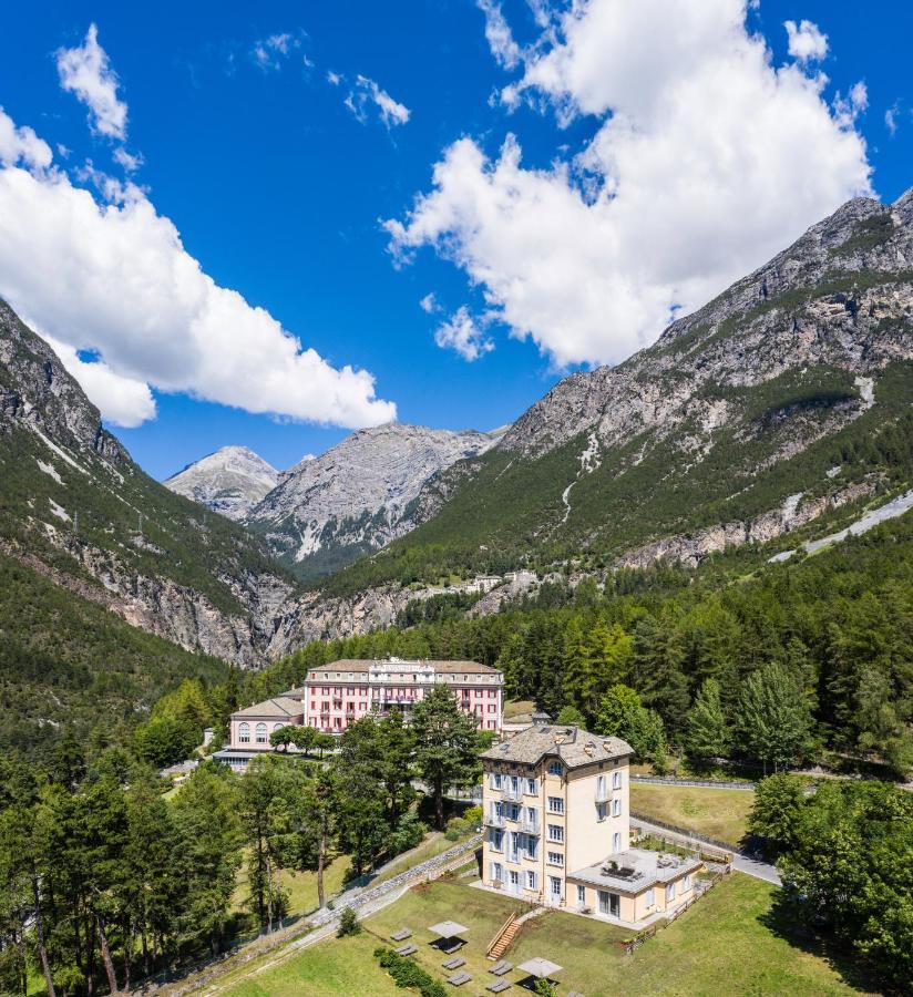 Qc Terme Grand Hotel Bagni Nuovi Бормио Екстериор снимка