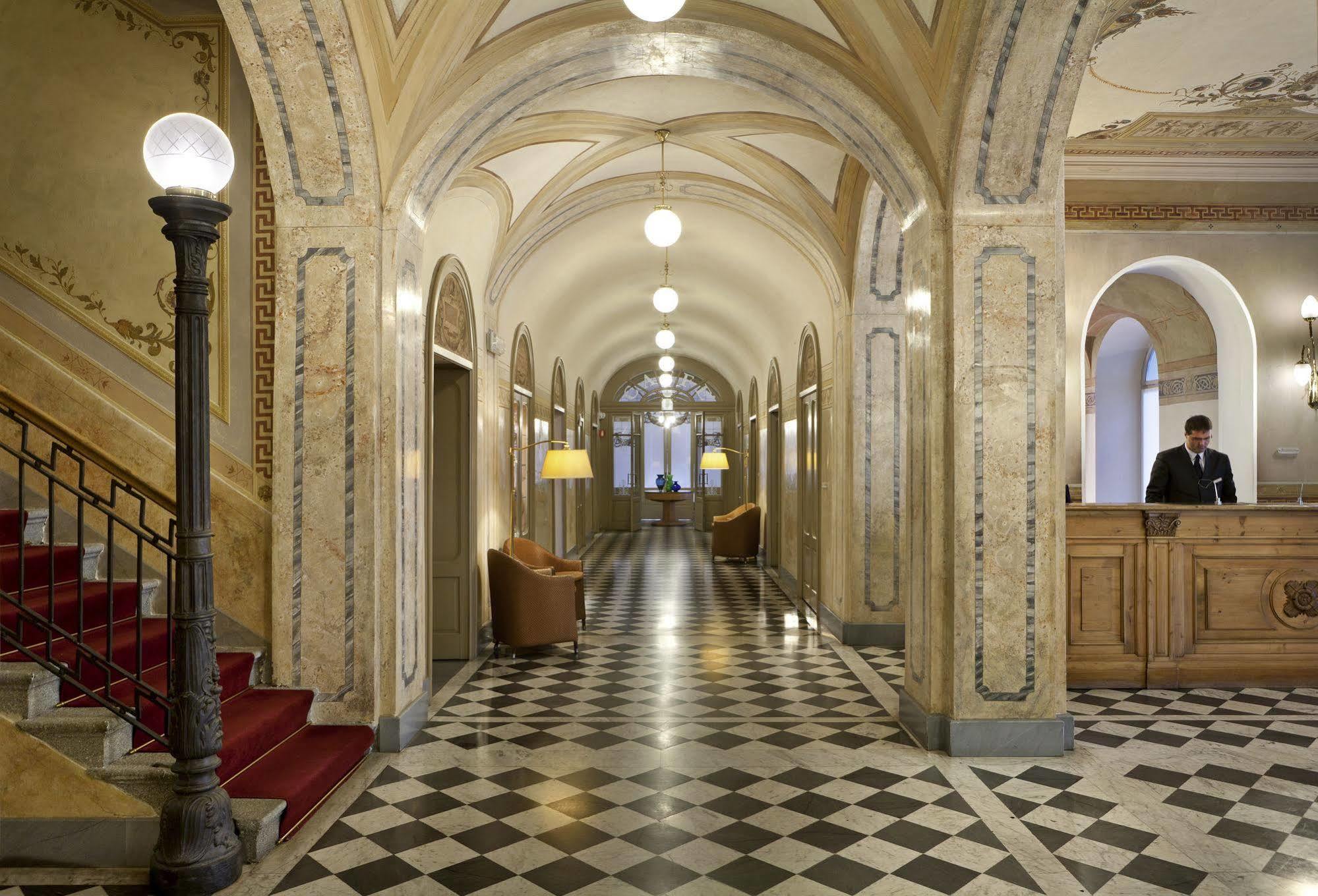 Qc Terme Grand Hotel Bagni Nuovi Бормио Екстериор снимка