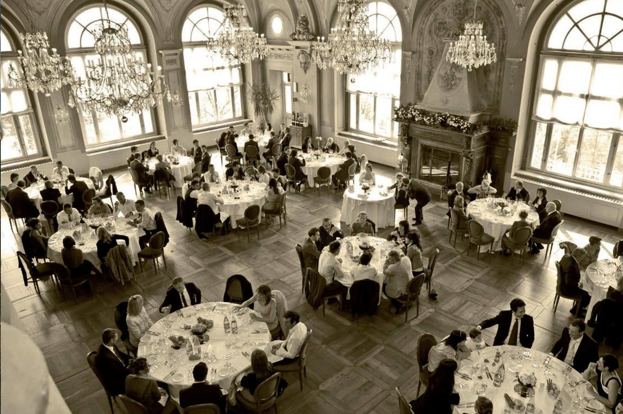 Qc Terme Grand Hotel Bagni Nuovi Бормио Екстериор снимка The 2007 Nobel Prize banquet